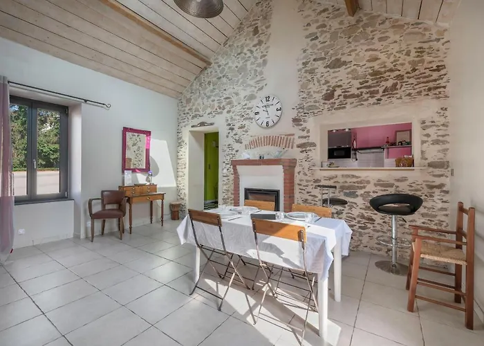 Longère Rénovée à 500m Du Centre De Pour 4 Casa vacanze